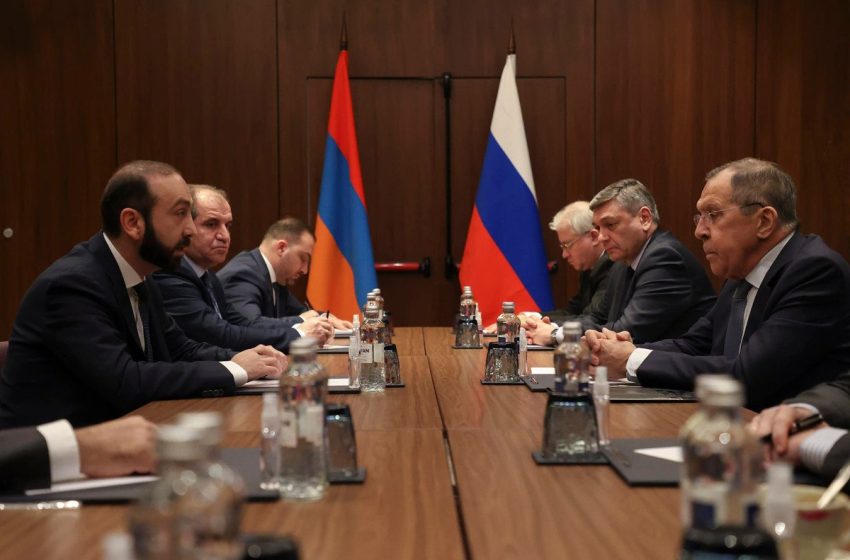 ЕС принял решение отправить миссию на границу Армении и Азербайджана