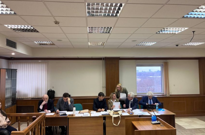 Мосгорсуд ликвидировал «Московскую Хельсинкскую группу»