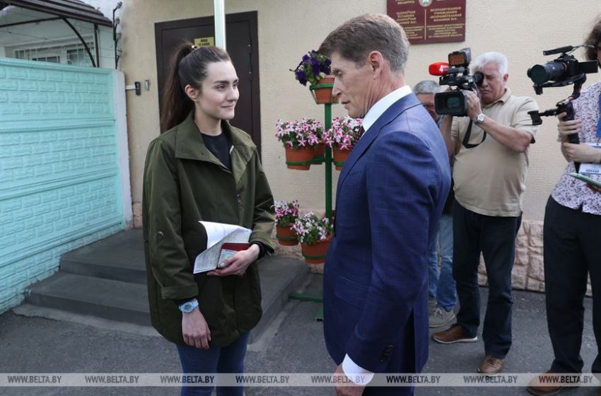  Александр Лукашенко помиловал россиянку Софью Сапегу