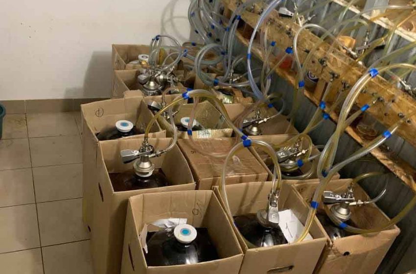  В Ульяновской области от отравления сидром умерли 16 человек, 35 пострадали.