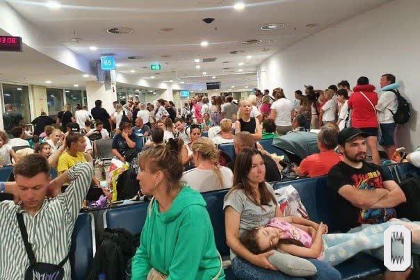  У авиакомпании Red Wings одновременно сломались два боинга