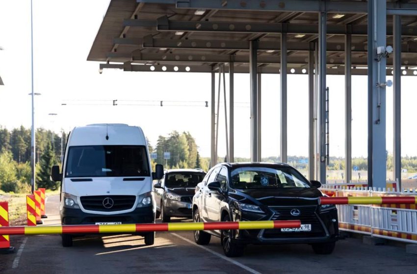  За выходные в Финляндию не пустили 37 машин из РФ