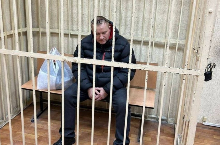  Отца школьницы, устроившей стрельбу в Брянской гимназии, отпустили из СИЗО