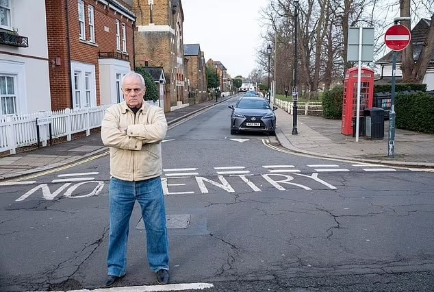  В Великобритании экс-полицейский помог задержать вора и был за это оштрафован