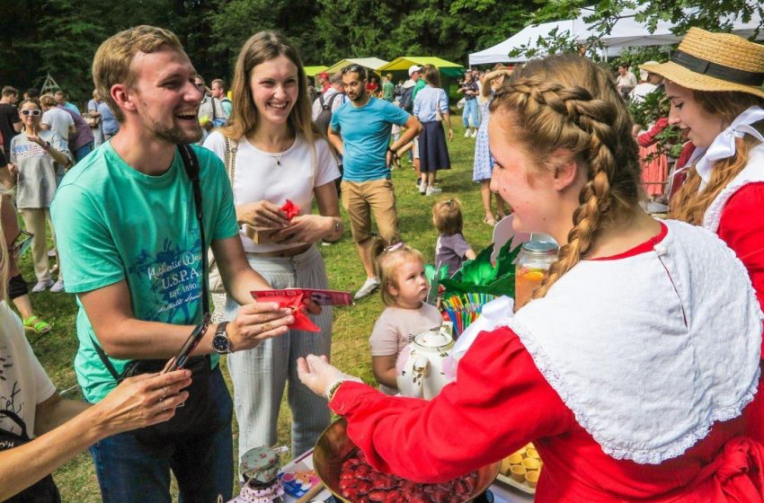  В Подмосковье прошел фестиваль «День варенья». 