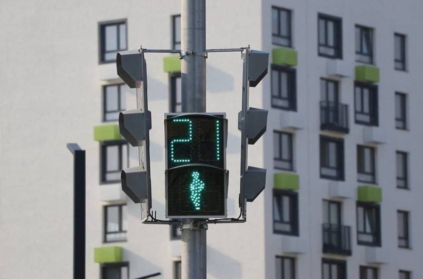  На региональных дорогах Подмосковья установили 40 светофоров. 