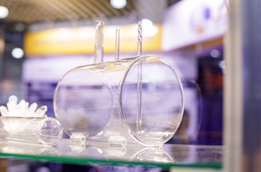  В Подмосковье запускают завод по производству  кварцевого стекла для микроэлектроники. 