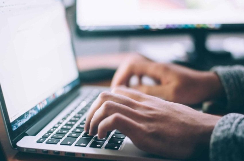  В Подмосковье ИИ выявил почти 24 тысячи нелегальных торговцев. 