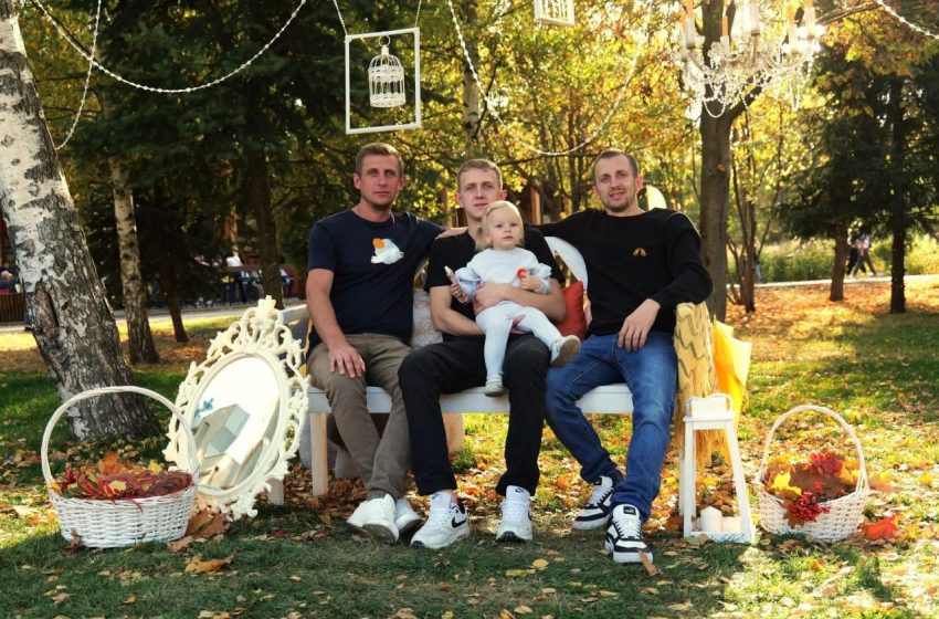  В полсотни подмосковных парках отпразднуют День отца.