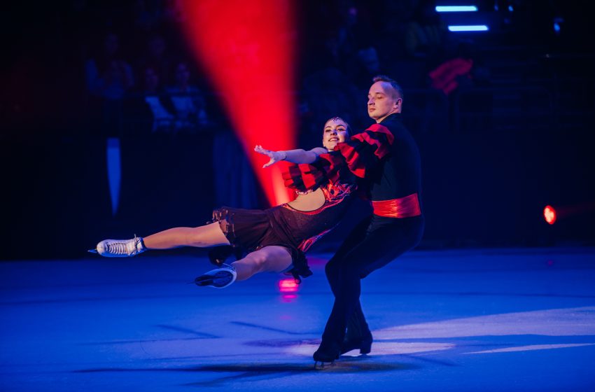  Щелкунчика на льду с симфоническим оркестром покажут в Подмосковье. 