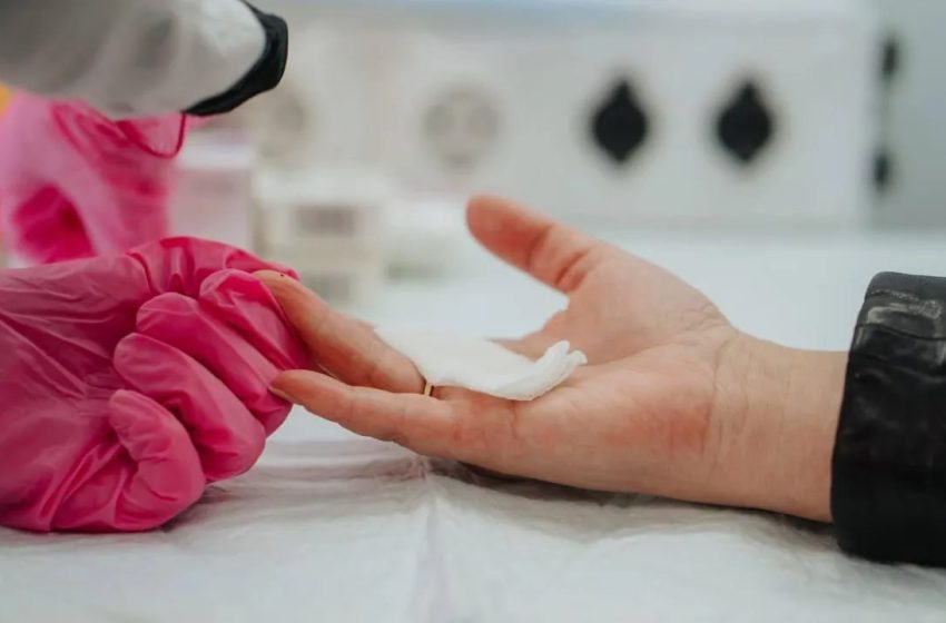  В Подмосковье в этом году на ВИЧ проверились почти 2,2 миллиона человек. 