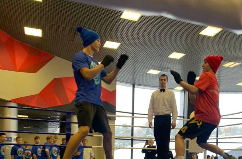  Команда из Балашихи победила в шапочных боях.