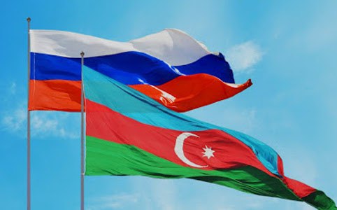 Ограничить использование иностранных флагов в России предложил Миронов