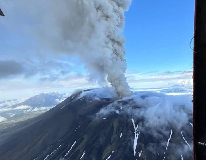  На Камчатке впервые проснулся вулкан Крашенинникова