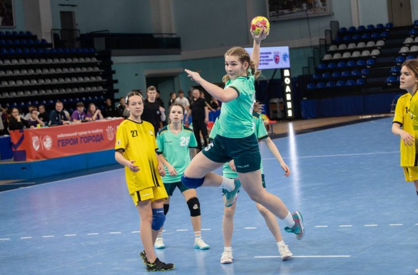  Более 60 команд примут участие во Всероссийском турнире по гандболу в Чехове.