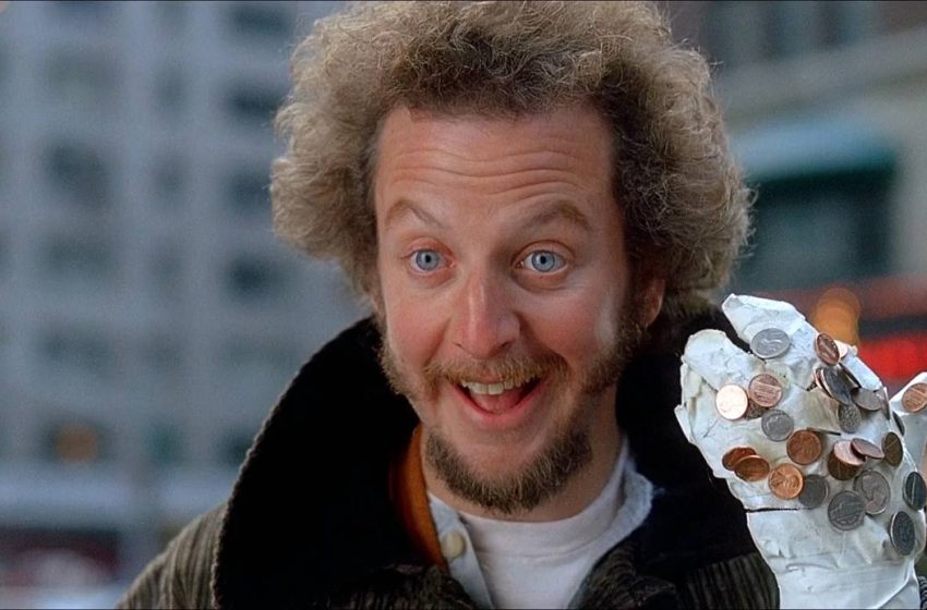  Звезду фильма «Один дома» оштрафовали за попытку нанять проститутку