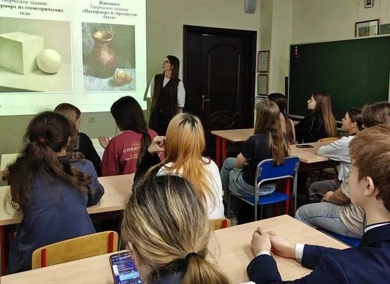  Губернский колледж помогает школьникам определиться с будущей профессией